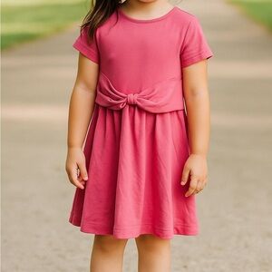 Kate Spade Bright pink dress short sleeve‎ round neck casual (girl) in size 12